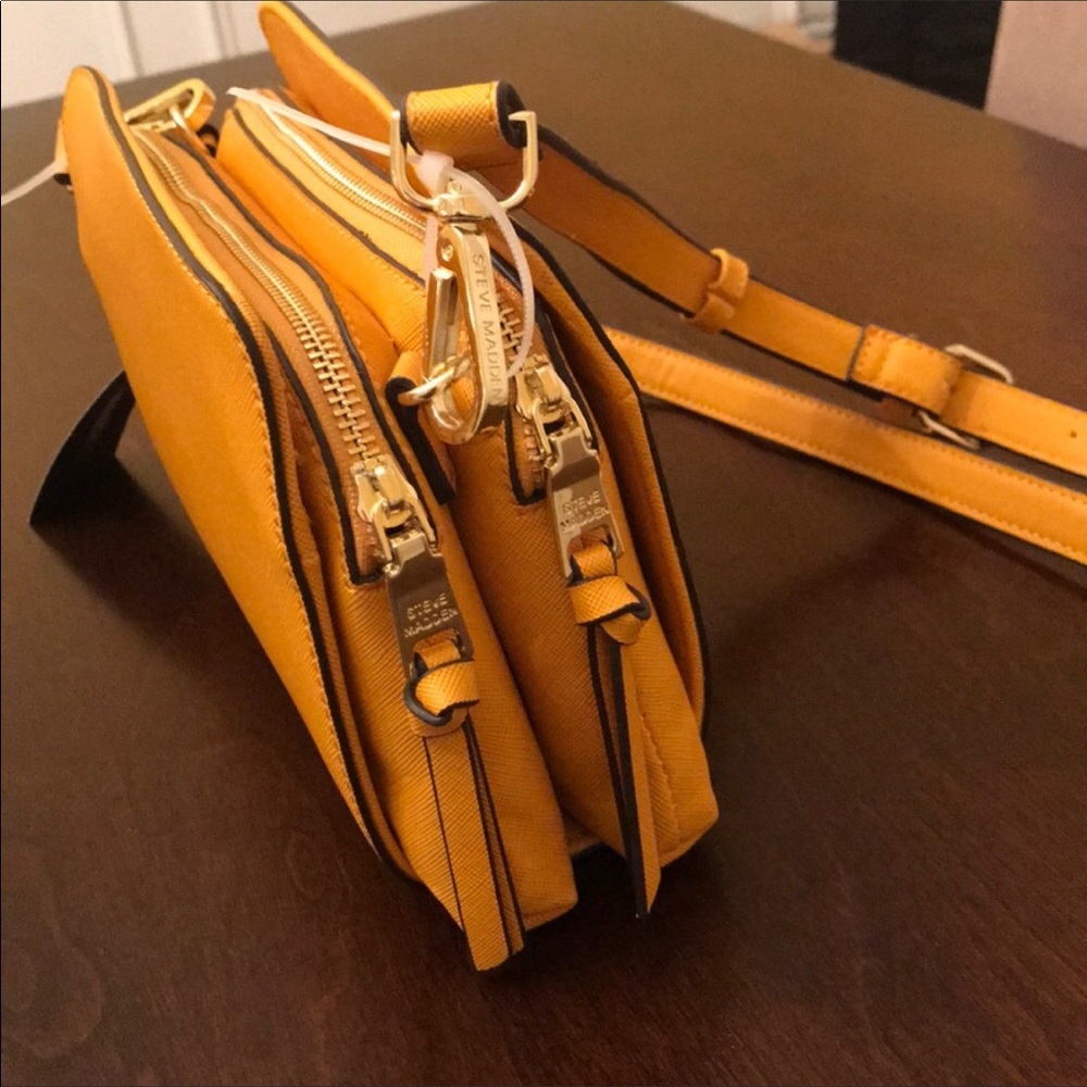 Steve Madden Blannis Bag - Picture 4 of 6